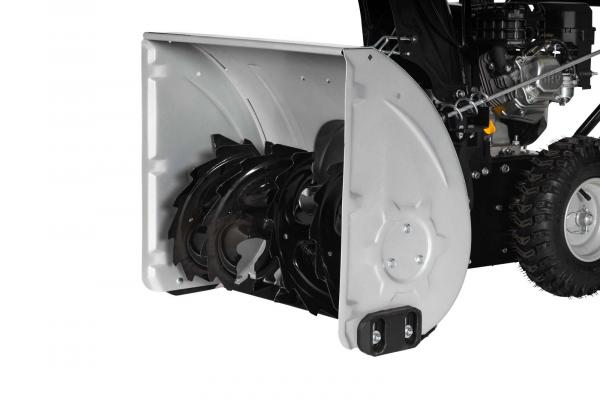 Lumag snow blower with 61 cm clearing width and SFR-65N wheel drive